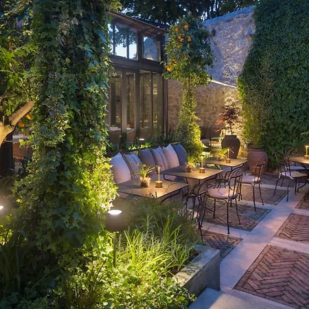 Almayer Art & Heritage Adults Only And Dependance Отель 4*
