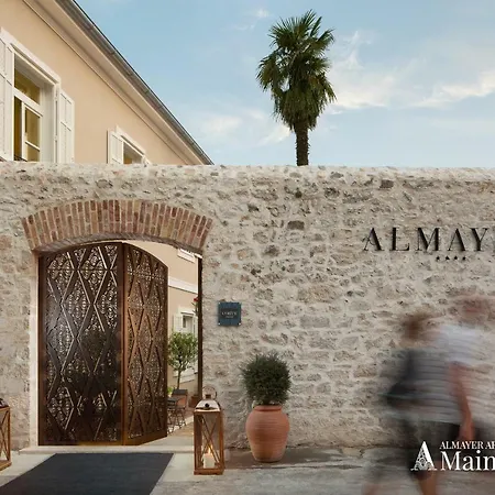 Almayer Art & Heritage Adults Only And Dependance 4* Задар