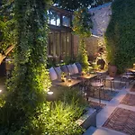 Almayer Art & Heritage Adults Only And Dependance 4* ザダル