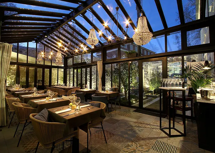 Almayer Art & Heritage Adults Only And Dependance زادار