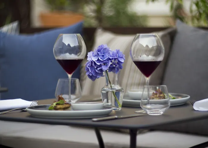 Almayer Art & Heritage Adults Only And Dependance 4*