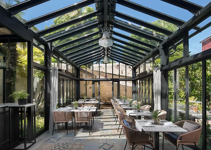 Almayer Art & Heritage Adults Only And Dependance فندق زادار